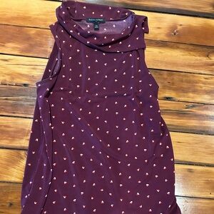 Banana republic maroon heart tank top size XS